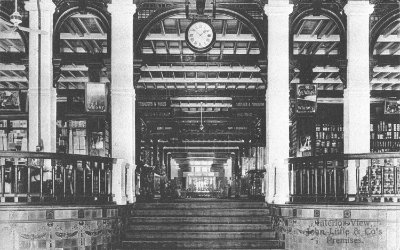 然利直百货公司的内部，1910年代
