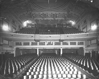 首都戏院的内部，1930年